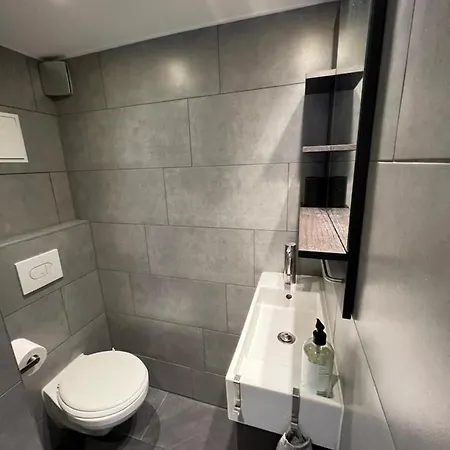 7b&b 4*