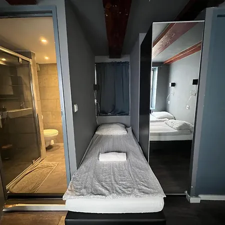 7b&b * אמסטרדם